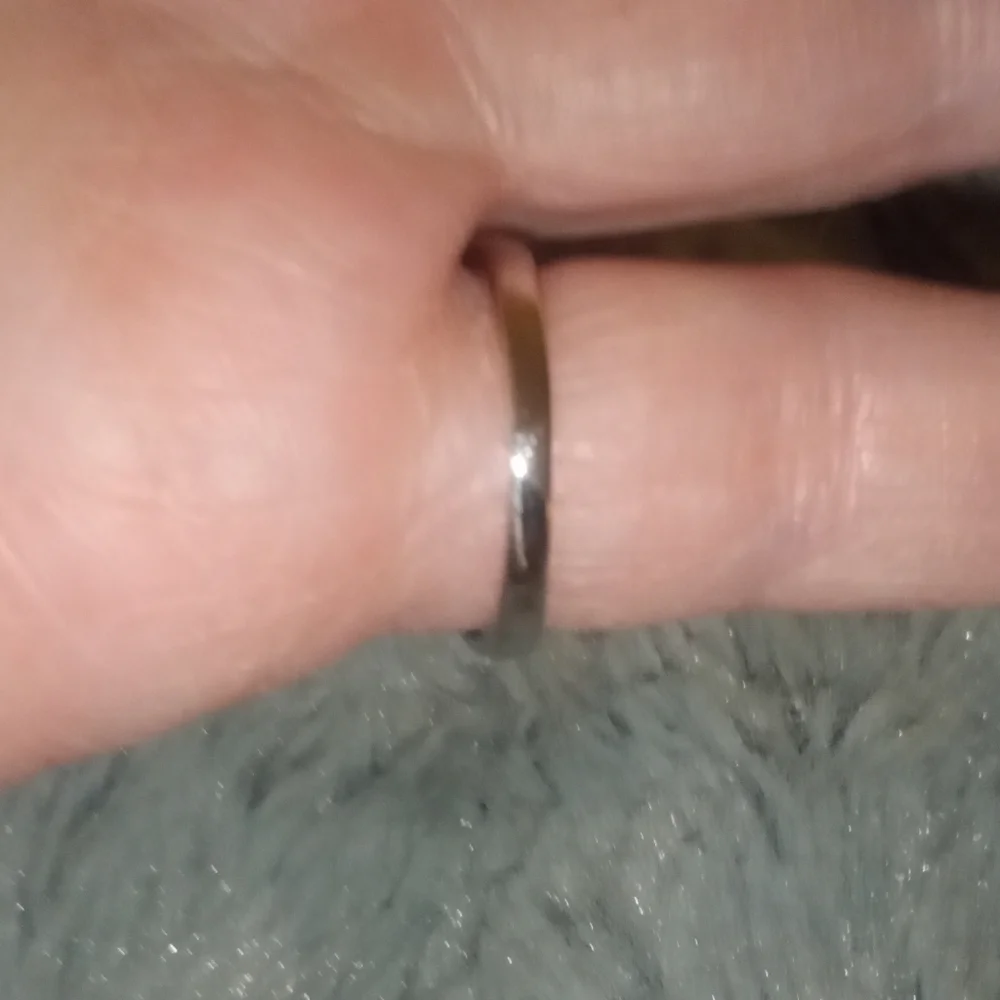 Ring - Picture 3 of 3